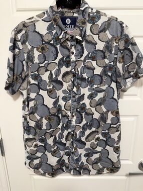 Noize Blue White Floral Short-Sleeve Button-Down Shirt size L